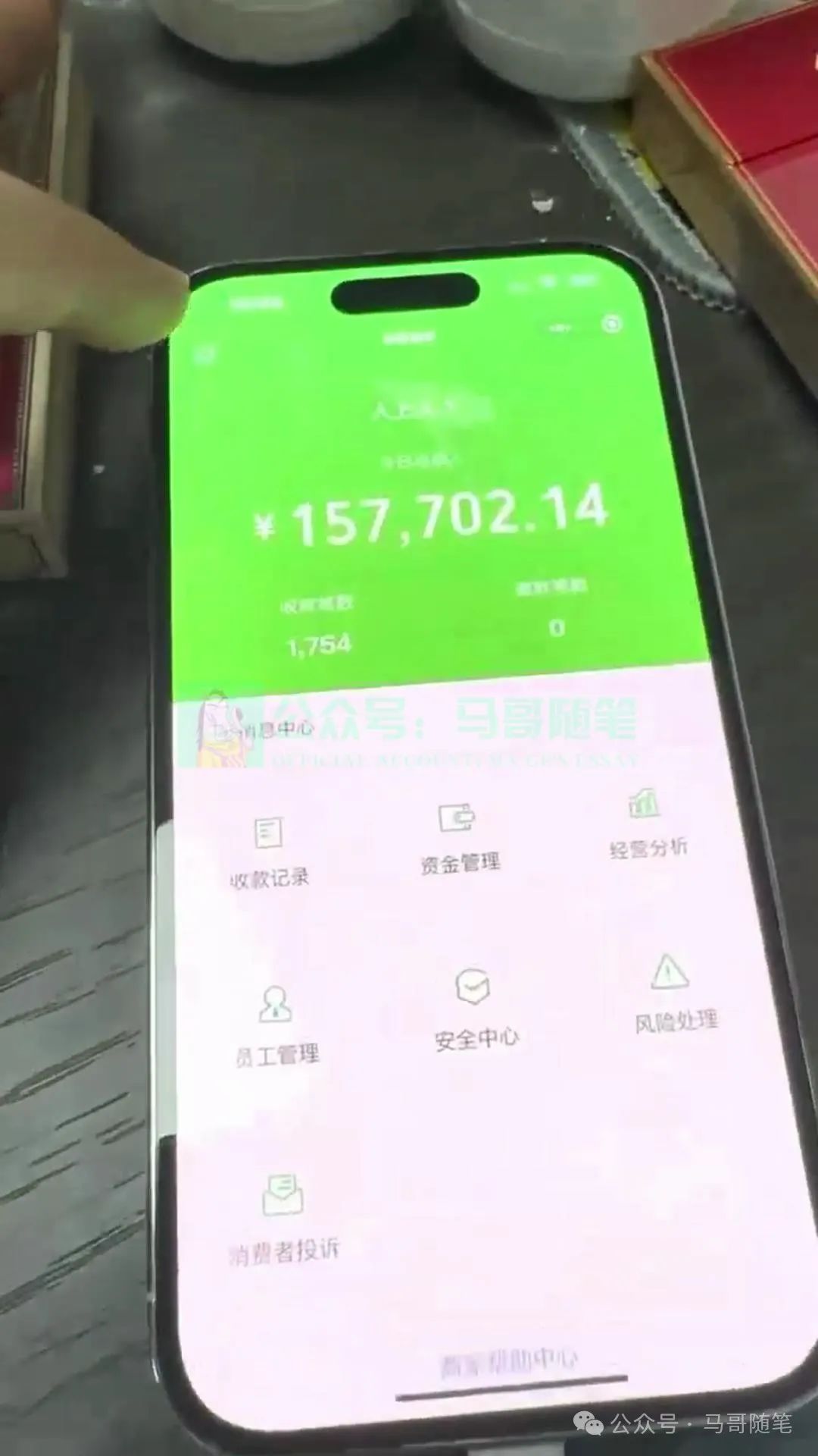 153139g3xaqxvxgvvqlxsl.jpg